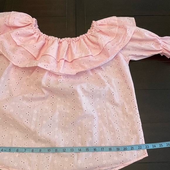 Off-Shoulder Pink Eyelet Blouse - Picture 6 of 8